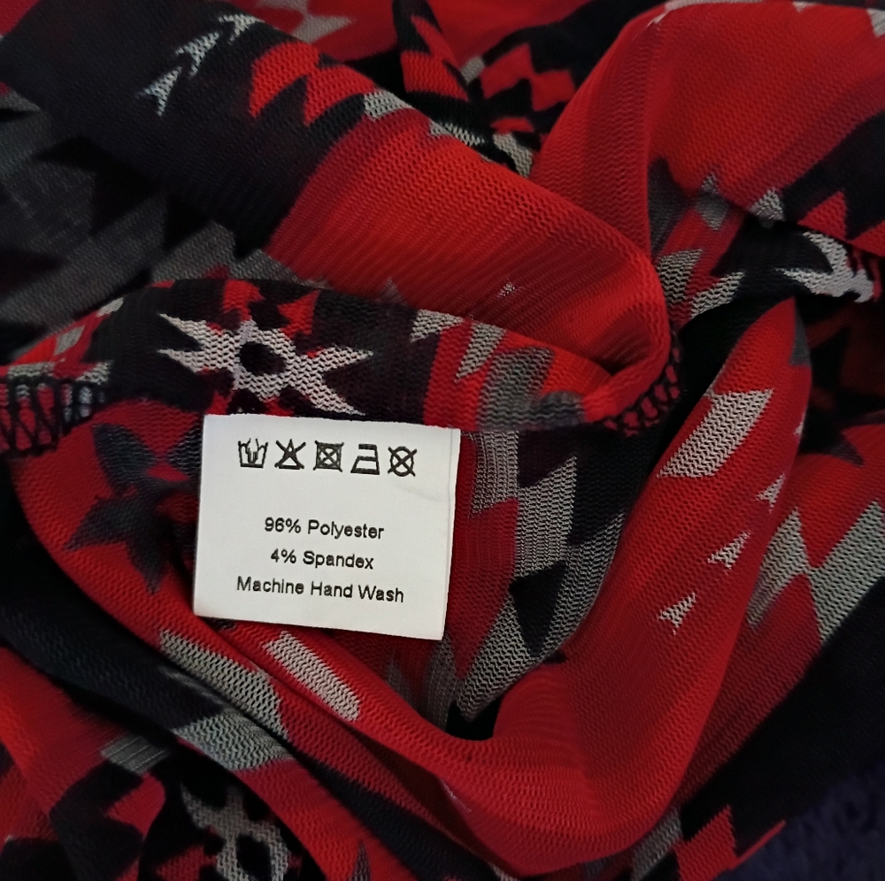 Crazy Train Red and Black Geometric Shawl - Picture 4 of 5